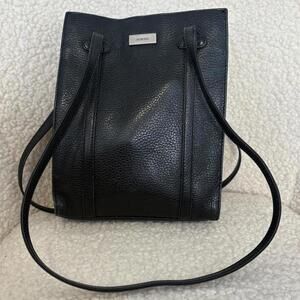 VINTAGE LEATHER GUESS PURSE